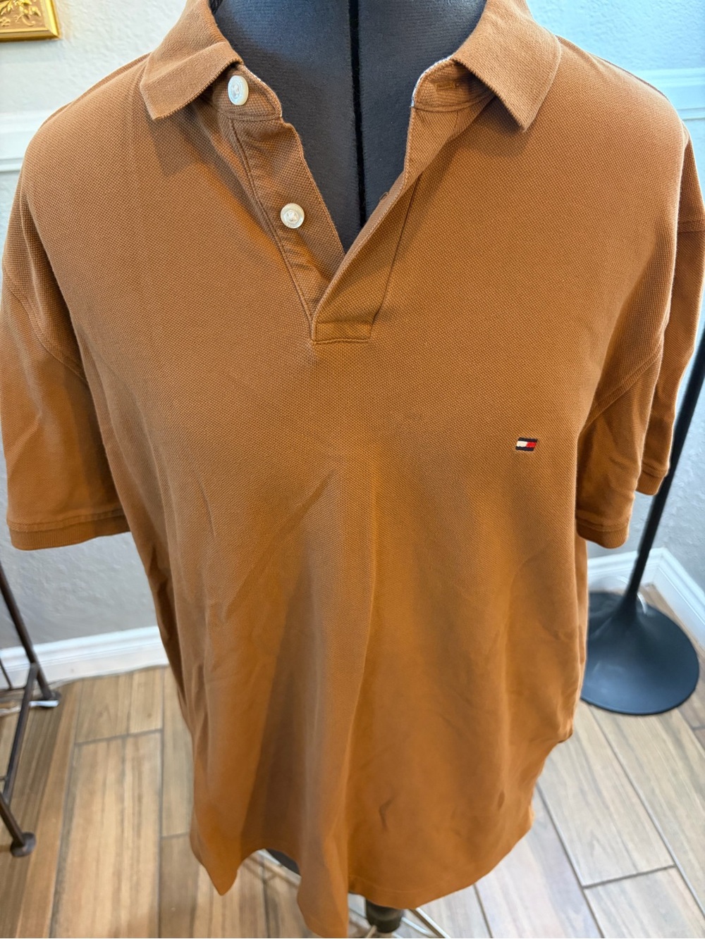 Tommy Hilfiger Men's Rust Brown Polo Shirt